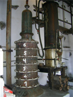 Eine fast 100 Jahre alte Destille